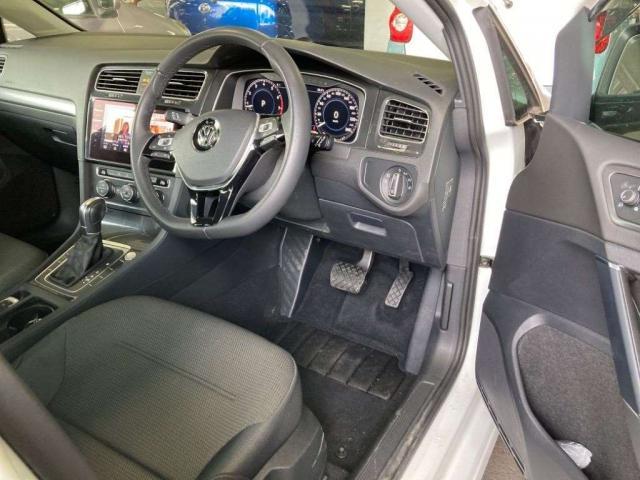 qauto3's tweet photo. 🔸Volkswagen Golf 2019/5(May)

>>SPECIFICATIONS<<
【Year/Month】2019/5(May)
【Engine】1,200 CC
【Fuel】Petrol
【Seats】5

>>SHOP URL<<
https://t.co/sYD8v2E48W

More pictures on the site!

#usedvehicles #VolkswagenGolf #Volkswagen https://t.co/g9rd4IUQJH
