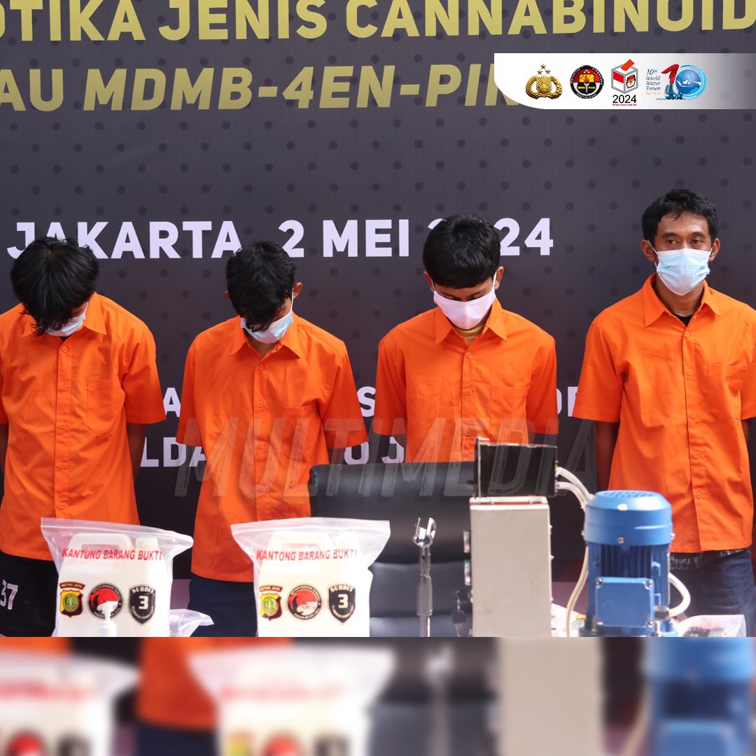 Polri Ungkap Laboratorium Narkotika Tembakau Sintetis di Bogor 

Polri melalui Polda Metro Jaya mengungkap laboratorium narkotika jenis cannabinoid/MDMB-4en-Pinaca atau tembakau sintetis di Kabupaten Bogor, Jawa Barat. Dari hasil pengungkapan sebanyak 5 orang tersangka berinisial…