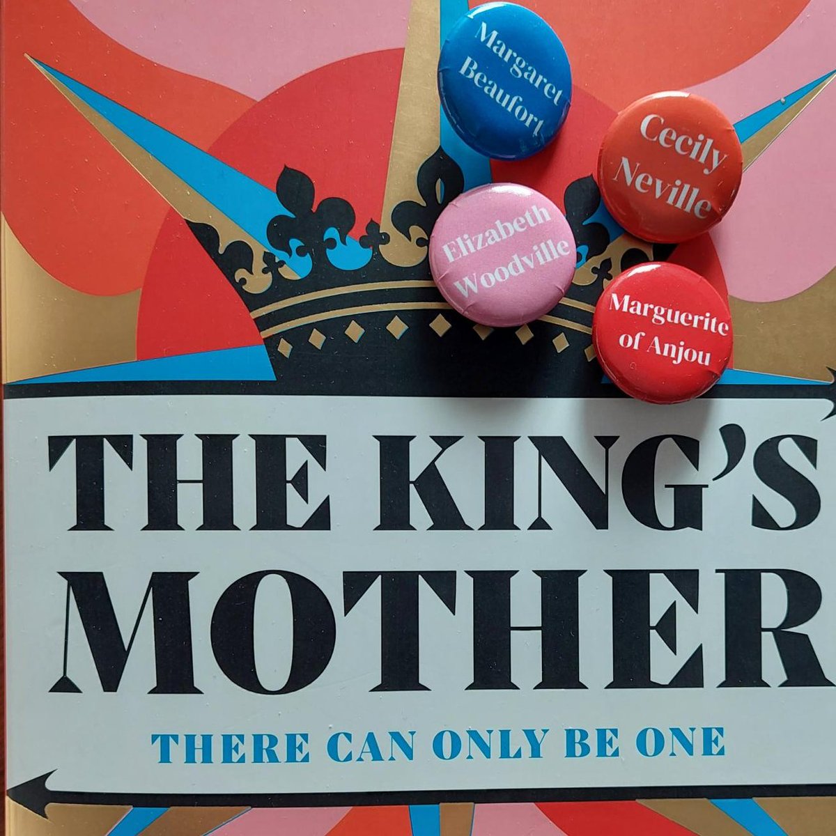 anniegarthwaite's tweet photo. To celebrate Cecily's birthday today (3 May 1415), I'm giving away 5 sets of these wonderful King's Mother badges. Cecily, Marguerite, Elizabeth, Margaret - which lady's colours will you wear? To WIN follow me and share! @VikingBooksUK @MarjacqScripts #TheKingsMother https://t.co/iBpBix14DN