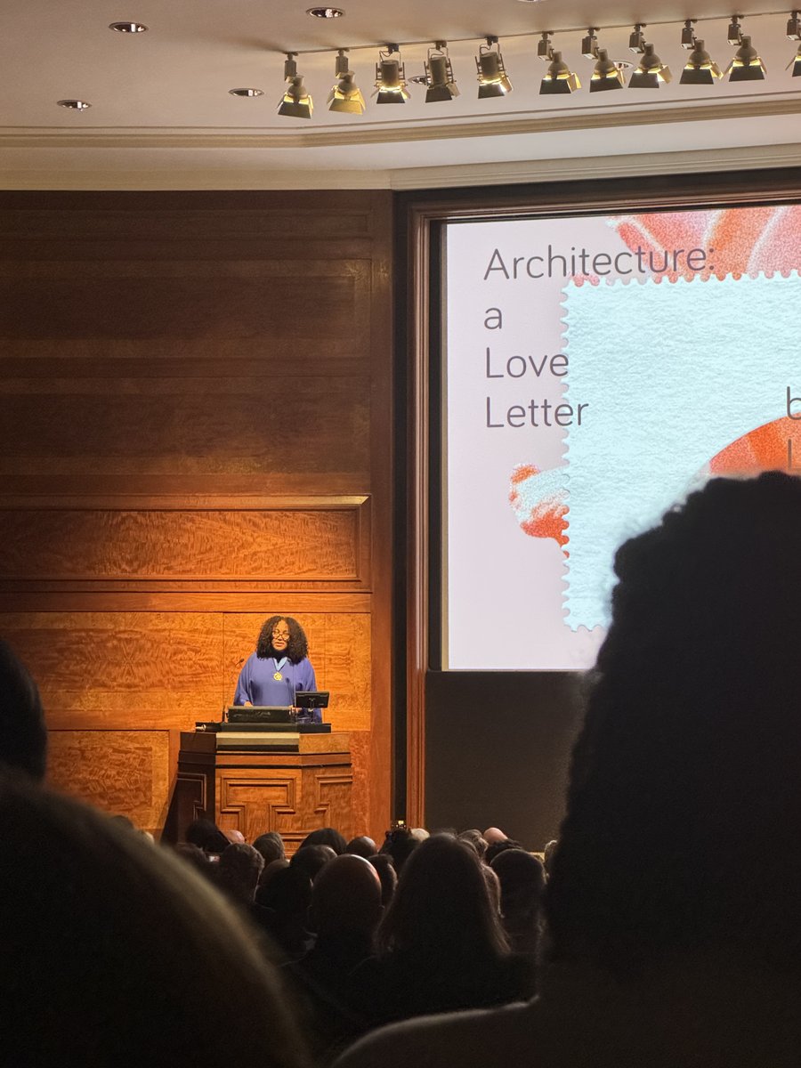 Last night we attended the @RIBA President's Gold awards - celebrating the phenomenal, TIME 100-winning, leading Ghanaian-Scottish architect, educator and author @LokkoLesley. What an honour to be in the room with so👏🏽 much👏🏽fabulous👏🏽inspiring👏🏽talent  #RoyalGoldMedal