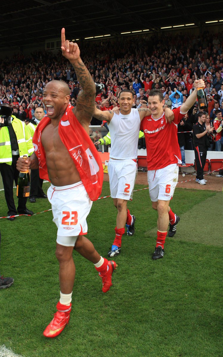 On this day in 2008, Nottingham Forest secured promotion to the Championship after a 3-2 win over Yeovil Town. Showing my age here, but one of my earliest memories at the City Ground! #NFFC