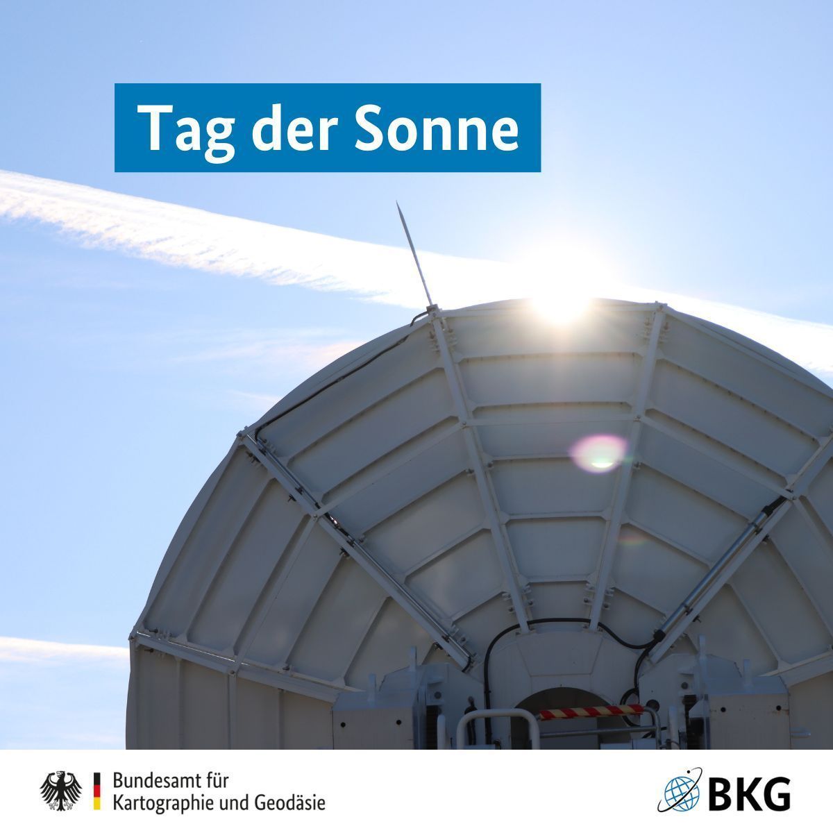 BKG_Bund's tweet photo. Ein #Sonnensturm ☀️💨 kann auf der Erde erhebliche Schäden anrichten, z. B. die Stromversorgung gefährden. Mit unserem Sonnenbeobachtungsteleskop 📡☀️ können wir Vorhersagen bezüglich der Intensität der Sonnenstürme treffen.
#TagderSonne #WirgebenOrientierung #Solarflux https://t.co/kaU5Ziyvef