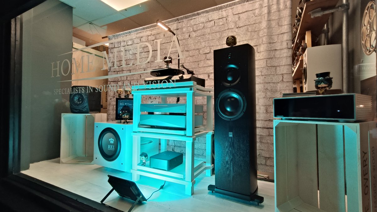 Looking forward to the Bank Holiday Weekend! Our showroom will be closed on Monday 6th May, but we’ll be back on Tuesday 7th May. Have a fantastic weekend! #HomeMedia #BankHoliday #AudioEquipment