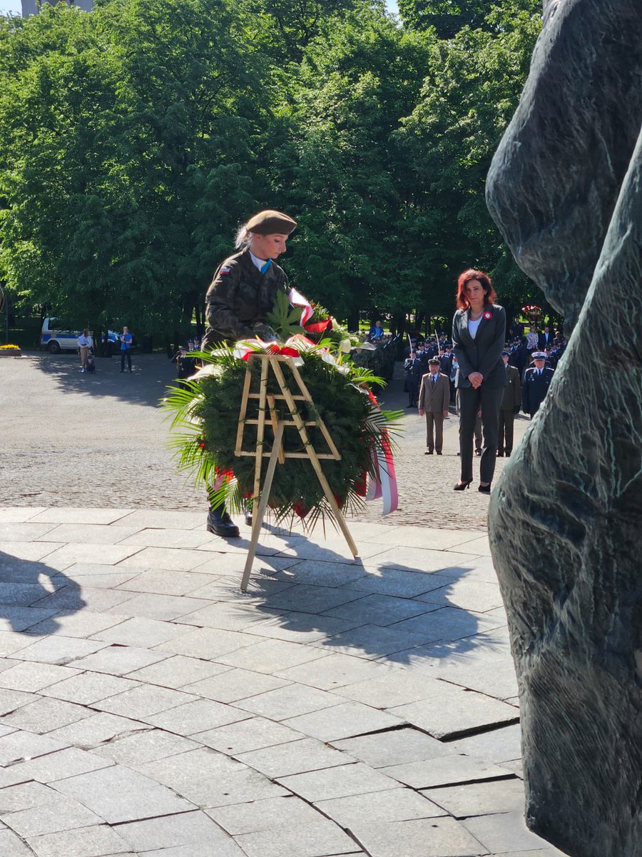 W Katowicach pod Pomnikiem Powstańców Śląskich uczciliśmy 233 rocznicę uchwalenia Konstytucji 3 Maja i 103 rocznicę wybuchu 3 Powstania Śląskiego