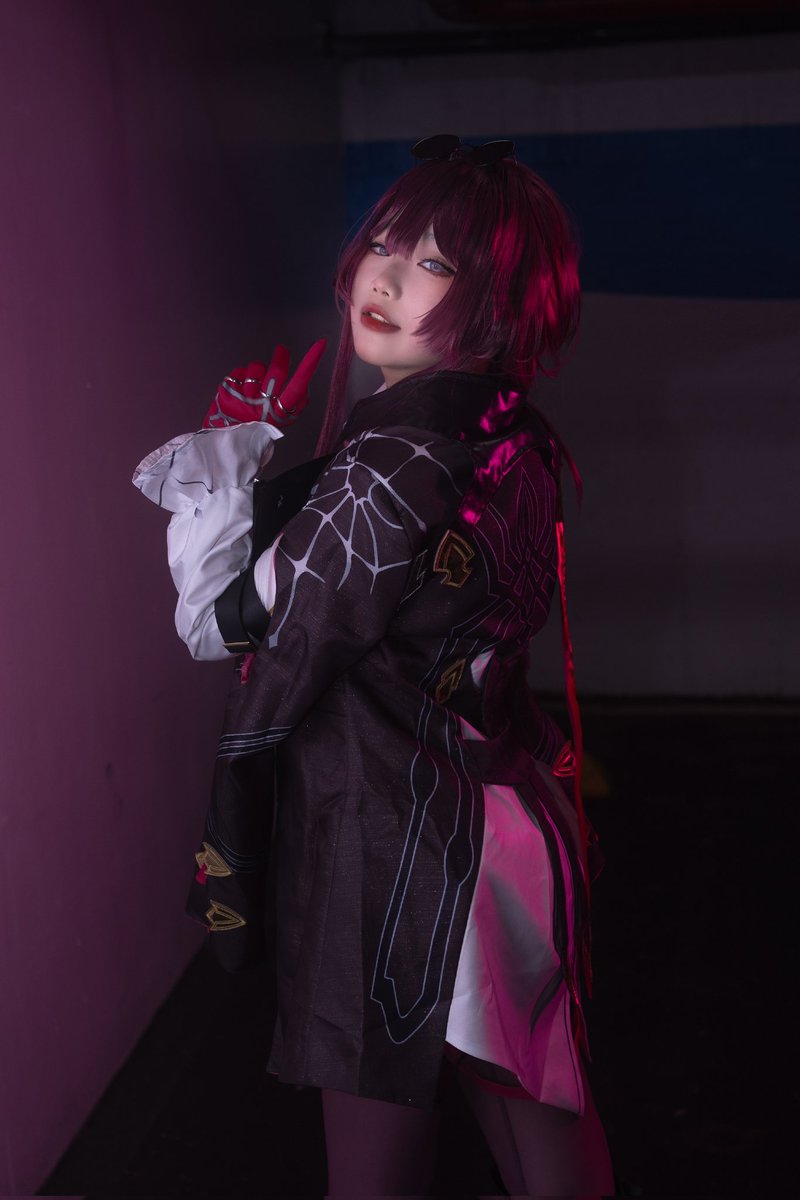 FF42的卡芙卡！！
#Kafka #HonkaiStarRail #cosplay
第一次在推上發cos照 有億點緊張
感謝喜歡！
-
IG貼文：instagram.com/p/C6d4eF9vf00/…