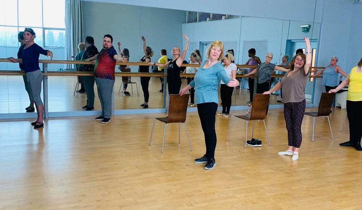 📸 Say hello to our new Barre class with Louise at the Riverfront! 🌟 Join us every Thursday at 10:05am for a refreshing and empowering workout session that will leave you feeling strong, balanced, and ready to conquer the day! 🩰 🔗 buff.ly/3UgWYsc