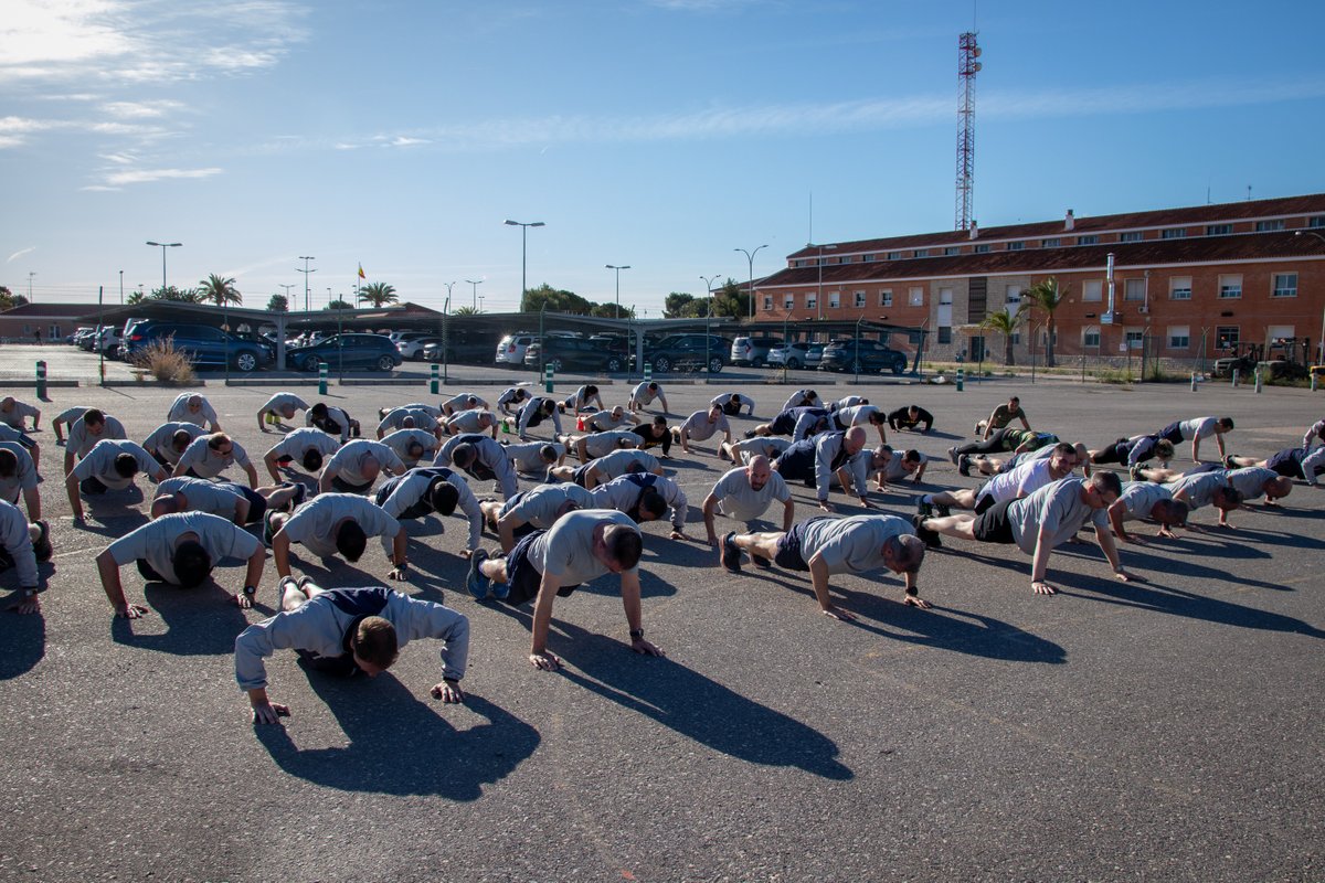 CGTAD/HQ NRDC-ESP personnel gathered for a run in #Bétera today. Cohesion among HQ members is a force multiplier that must be built. #WeAreReady #WeAreNATO