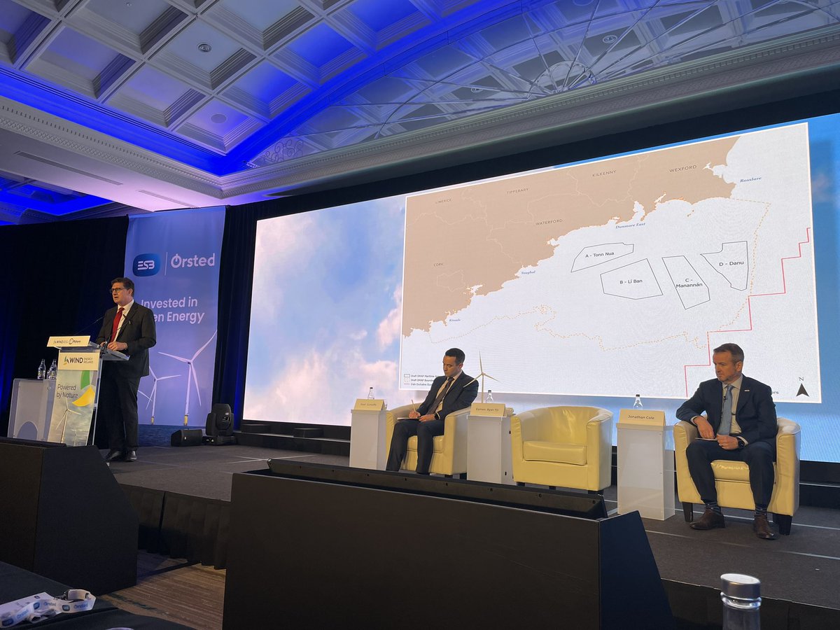 “We go to build now. At sea. Turn our whole nation towards the ocean”🌊
<a href="/EamonRyan/">Eamon Ryan</a> launching South Coast DMAP - the first plan led offshore developments in Ireland - at <a href="/WindEnergyIRL/">Wind Energy Ireland</a> #WEIoffshore