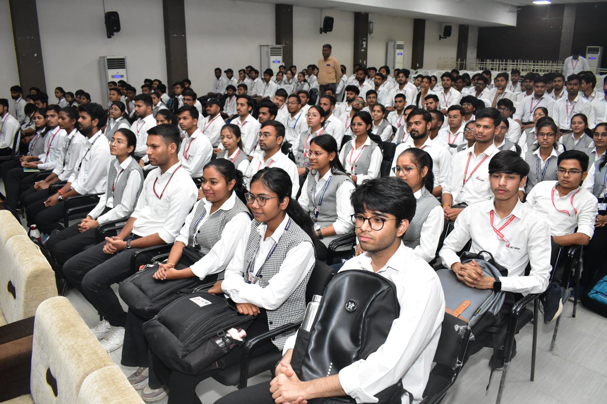 Alliance Française de Bhopal-Indore (@afbhopal) on Twitter photo Alliance Française de Bhopal-Indore is glad to initiate a collaboration with <a href="/lnct_group/">LNCT Group of Colleges</a>
To start this partnership, the AF Bhopal with the Campus France teams gave a presentation on the French language and professional opportunities for French-speaking Indians Alliance Française de Bhopal-Indore is glad to initiate a collaboration with <a href="/lnct_group/">LNCT Group of Colleges</a>
To start this partnership, the AF Bhopal with the Campus France teams gave a presentation on the French language and professional opportunities for French-speaking Indians