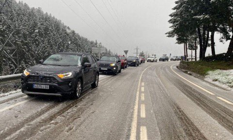 ClubRav4's tweet image. Una vez más se muestra la inserción de nuestra actividad, desarrollada los días 26 y 27 de abril por tierras del alto Pirineo catalán en la revista revista4x4.es, a los que agradecemos por su interés por la misma

clubrav4.es/enlace-mencion…