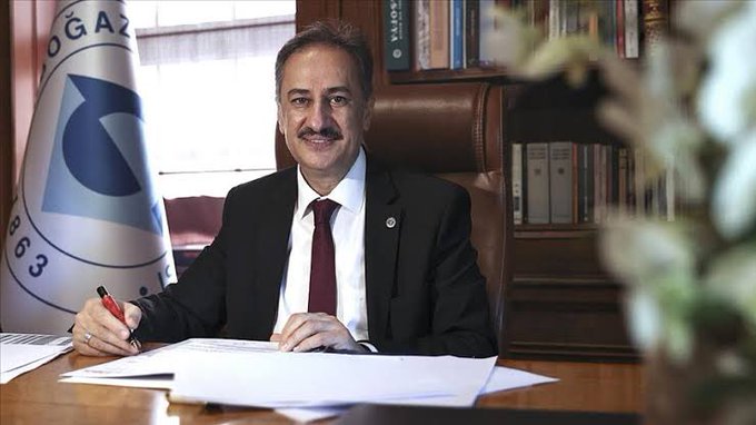 Boğaziçi Üniversitesi’nin kayyum rektörü Naci İnci, Turkcell Yönetim Kurulu üyeliğine de atandı. İnci’nin Turkcell’den alacağı aylık maaş 150 bin lira olacak. -CHP'li Deniz Yavuzyılmaz