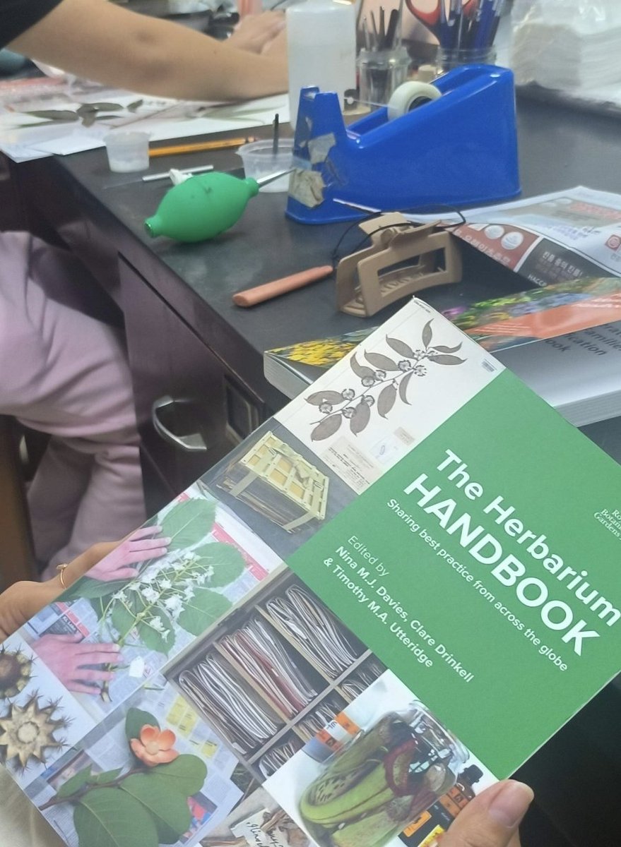 New acquisition! ✨ Welcome to the Philippine Herbarium of Cultivated Plants 🌿🌱💚