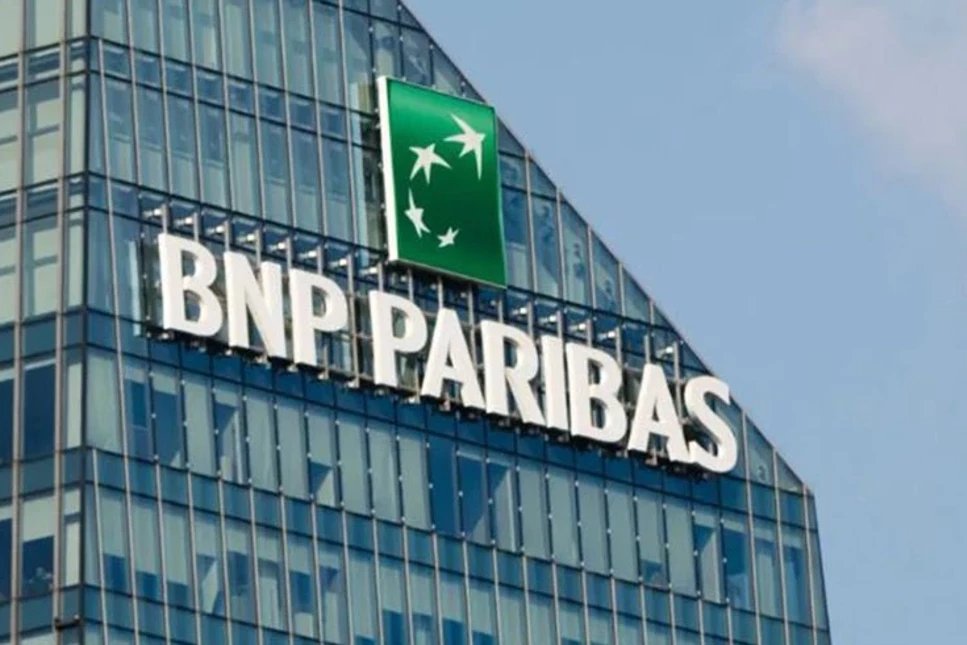 BNP Paribas: - Dolar TL kuru için yıl sonu hedefimiz 36 TL. - Yıl sonu için enflasyon tahminimizi yüzde 40 olarak koruyoruz, TCMB'den daha fazla faiz artırımı beklemiyoruz