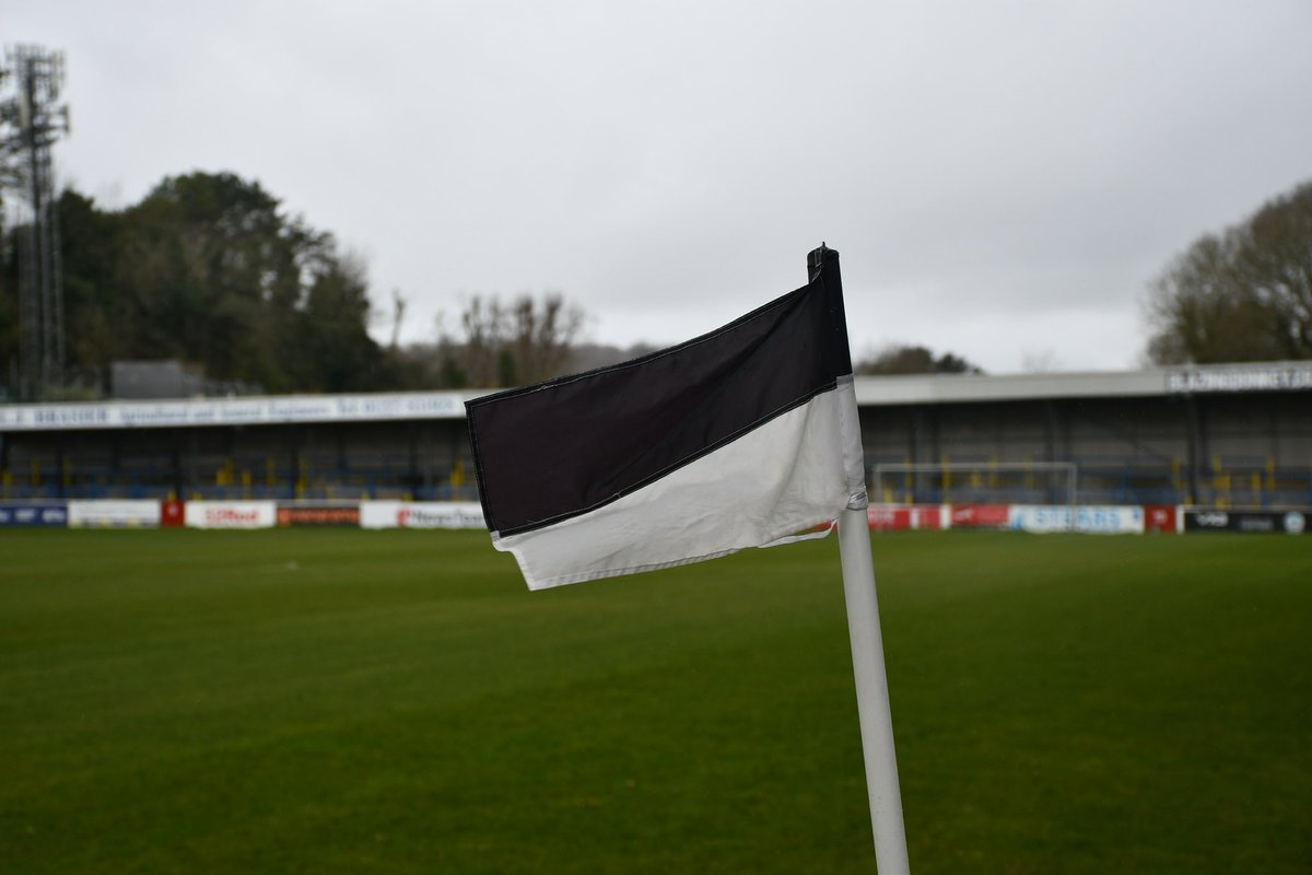 We can confirm this season’s retained and released list, ahead of the 2024/25 campaign👇 🔗- doverathletic.com/news/2023-24-r… #OneTownOneTeamOneDover ⚪⚫️