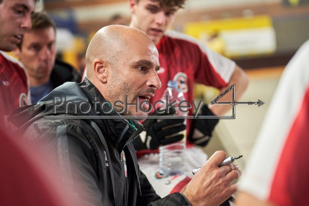 Cita DOBLE este sábado,4 en el PABELLÓN 🅰️ 

#OKLigaIberdrola
<a href="/ClubPAlcobendas/">Club Patín Alcobendas</a> 🆚 <a href="/hoquei_vilasana/">CLUB PATÍ VILA-SANA</a> (13:45h)

#OKLigaPlata
<a href="/ClubPAlcobendas/">Club Patín Alcobendas</a> 🆚 SHUM (17h)

Último encuentro de la 23-24 en la que será la despedida del mister <a href="/marcosacal9/">Marcos Rey Acal</a> 👔 al frente del CPA 

📸 @Photos_Hockey