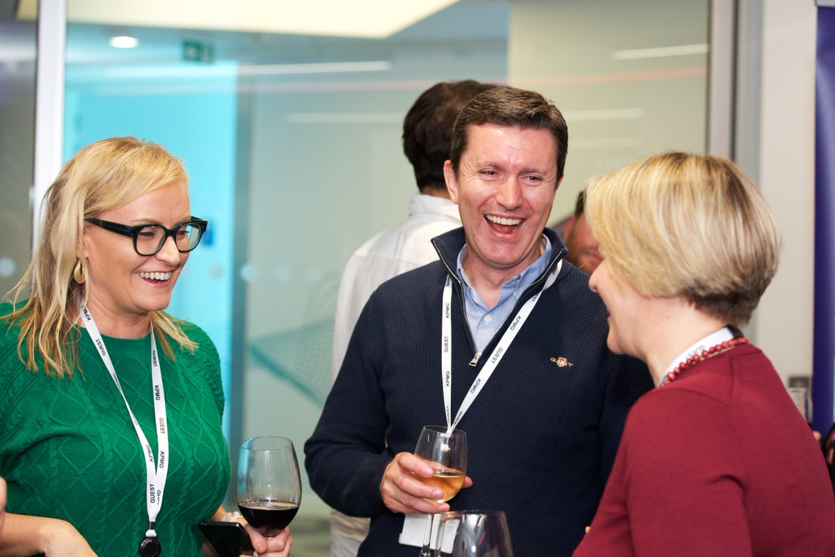 This week our #RMITAlumni UK Chapter held its first event in London with a keynote talk by @Brett_McLeod , @Channel9 Europe correspondent & @RMIT alumnus. Thanks to all alumni for joining & our chapter supporters! #RMITAlumni #RMITEurope #London