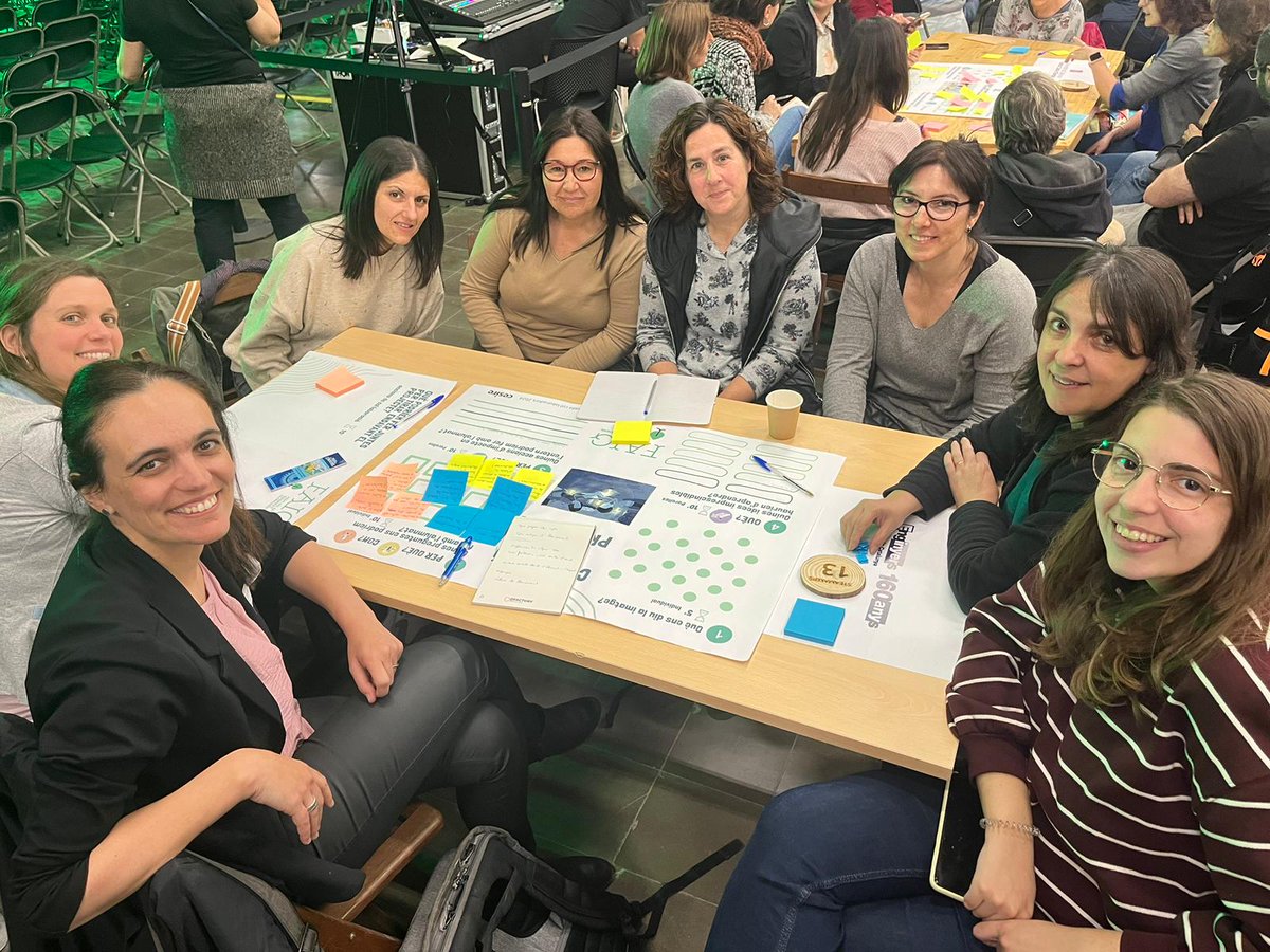 Enginyeria's tweet photo. 💫 "La màgia de l'enginyeria" ha estat present a la II Jornada FAIG (Fent per Aprendre Imaginant Globalment). Una bona oportunitat per connectar amb nous centres i configurar nous projectes.  

Gràcies per l'acollida!

@educaciocat @xtec
#EICparticipa https://t.co/3RZyTACDDh