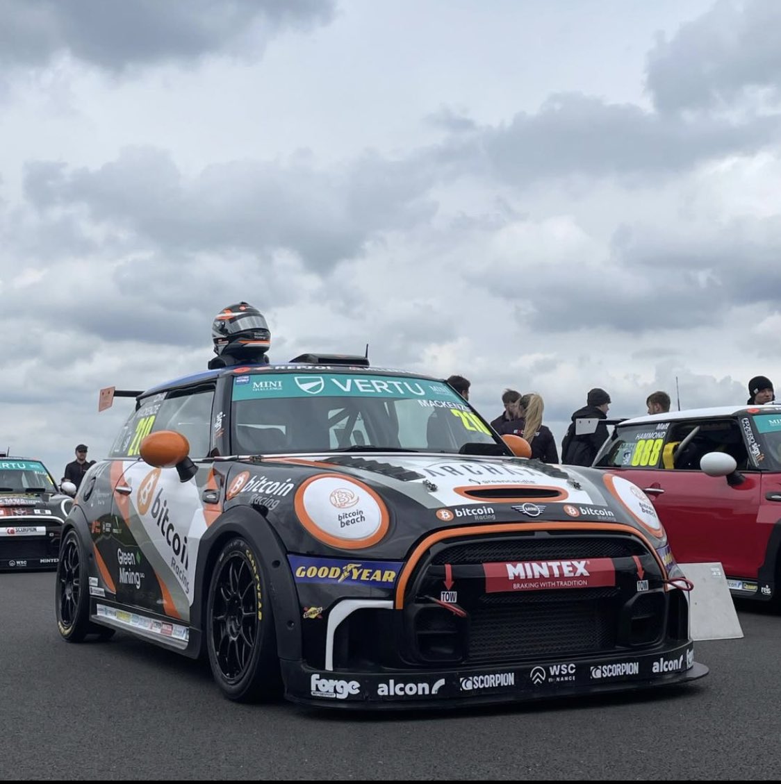 Just 8 days to go until we're back on track at Brands Hatch Circuit, proudly representing #bitcoin with @Greenminingdao, @ArchaxEx, @NexusPointLtd, @upstreamdatainc, @BitcoinNewsCom, @Bitcoinbeach, and @bitcoin_ma48647