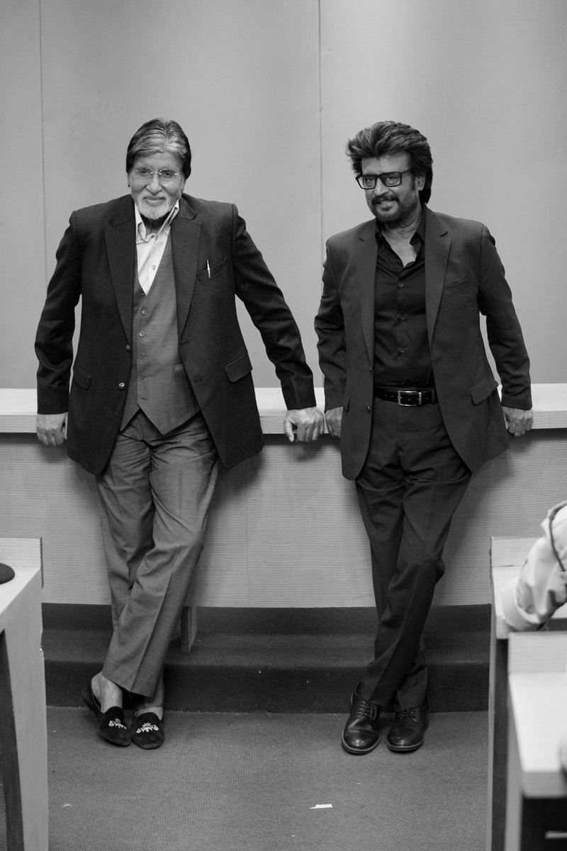 YO !! 😍 The living legend himself #AmitabhBachchan ji @SrBachchan with the great #Thalaivar  #Rajinikanth @rajinikanth ji during his work break today  ....having wonderful time !#Thalaivar170 

@RajiniFC
@rajinikanthoffl