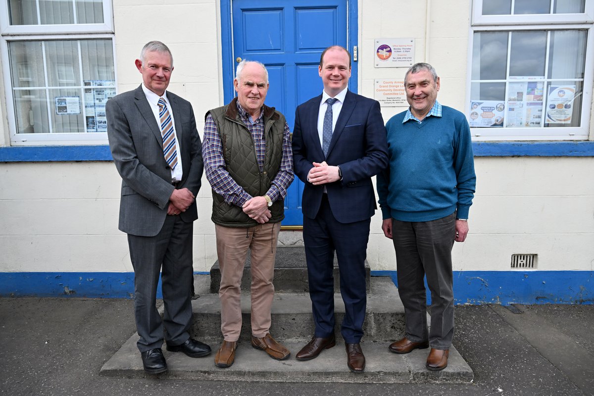 Minister @GordonLyons1 met with members of @CoArmaghCommDev during a visit to Markethill. The organisation provides information, guidance and mentoring support to local voluntary community organisations and groups. During his visit, the Minister heard about the work of the…
