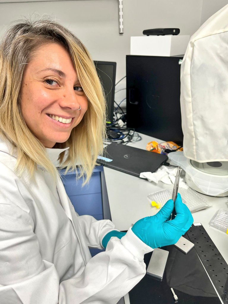 Introducing our latest postdoc, fish physiologist extraordinaire @DubucAlexia! She's doing in situ validation work & historical reconstructions using tagged & wild #Baltic #cod #otoliths & eye lenses to link #hypoxia exposure to fitness! Welcome! @Uni_of_Essex @DTUtweet @haase_st