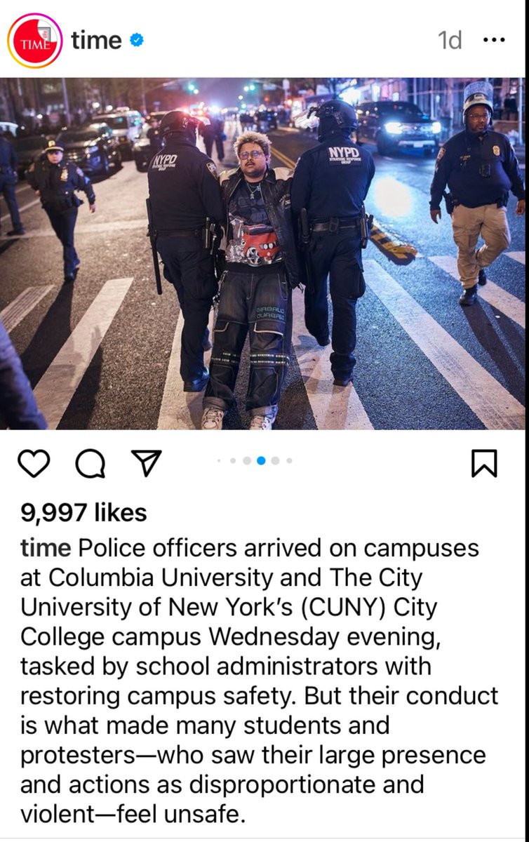 <트럼프 웃음>

미국 대학교 교정에서 “가자 전쟁 반대”를 외치는 데모대를 경찰 보내 진압시켜야만 하는 복잡한 심정의 대통령 바이든과 이걸 지켜보고 흐뭇하게 웃고 있을 트럼프. 바이든의 젊은 지지자들이 계속 떨어져 나가고 있음