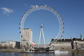 #PublicSpeaking Tips and Quotes No 31
Like the London Eye, your Elevator Pitch should provide a panoramic view of your skills
Speak clearly to showcase your strengths, and let your audience enjoy the breath-taking vista of your expertise. #ElevatorPitch #PanoramicView