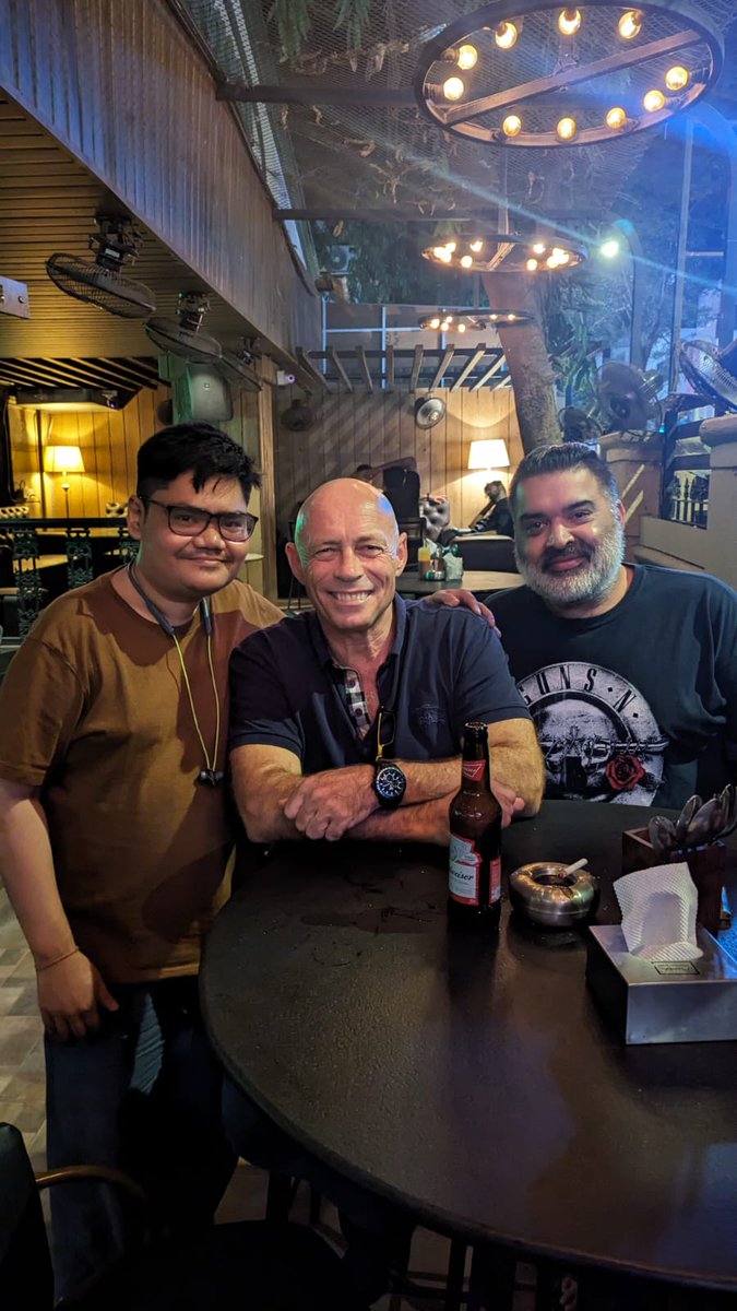 Just another casual day at work 
with Danny Morrison 😅 #3wmKhar