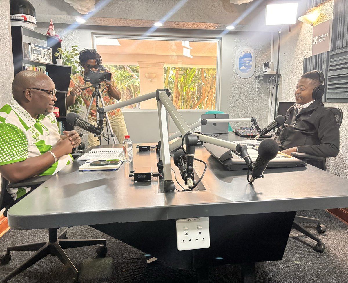 [Happening Now] Tune in to @_TheRealNetwork as Gauteng Premier Candidate @Funzi_Ngobeni joins @ModiseBafana in studio to talk about his upbringing, political career and campaign as elections approach.