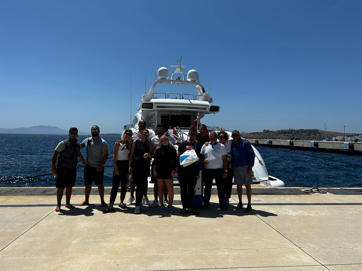 Opening the Med Season 2024 with M/Y Melony and with her crew is pricesless… Let’s make a season to remember together…
#MonoYachting #MonoProvisions #fruit #provisioning #provisions #cruises #yachts #yachtcroatia #yachtdubrovnik #yachtprovisioning