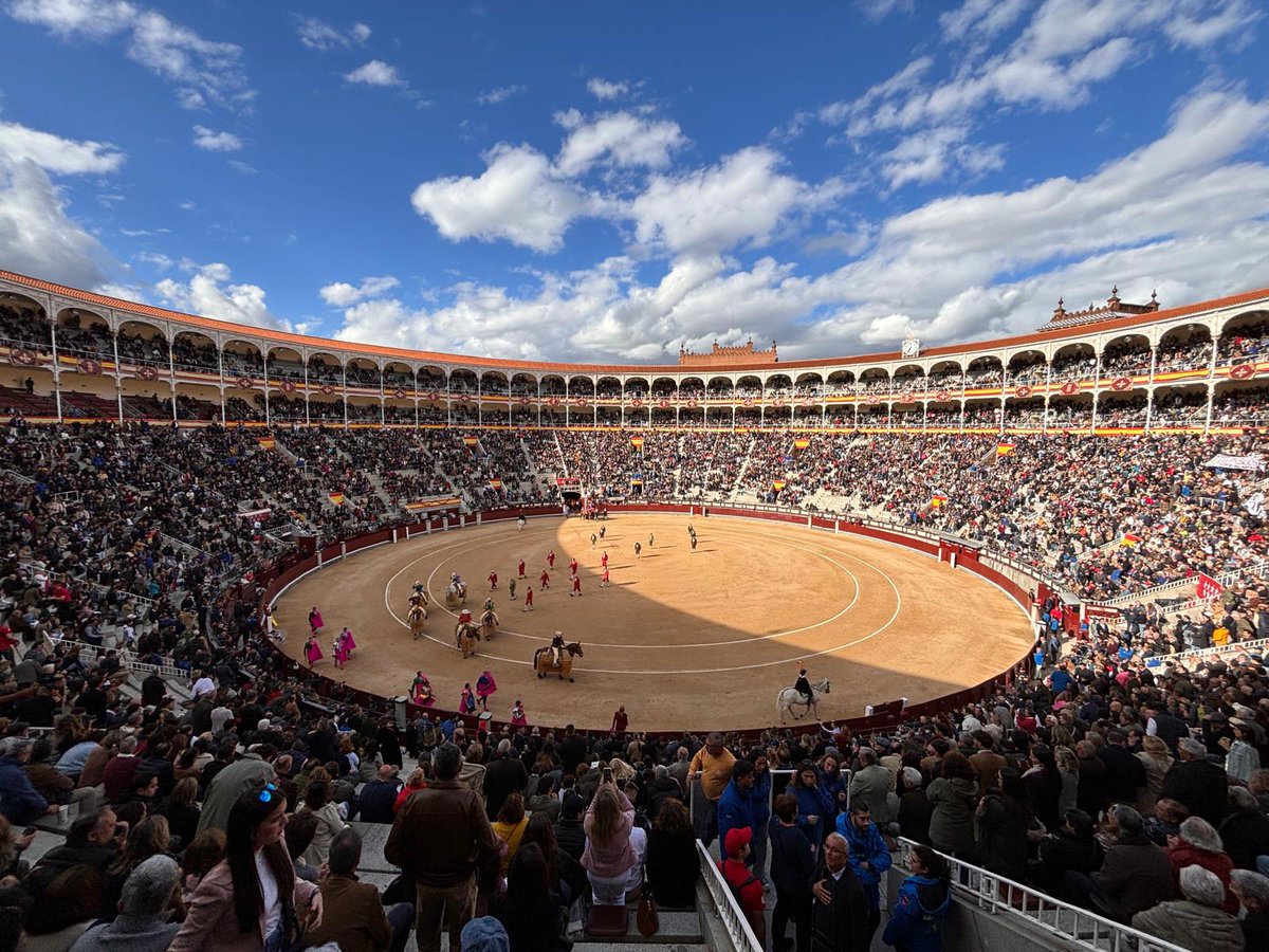 El Ministerio de Cultura elimina el Premio Nacional de Tauromaquia sin contar con nadie. Solo en el día de ayer asistieron a Las Ventas más de 18.000 aficionados. Una región libre como Madrid nunca permitirá que la izquierda sectaria diluya la identidad de España.