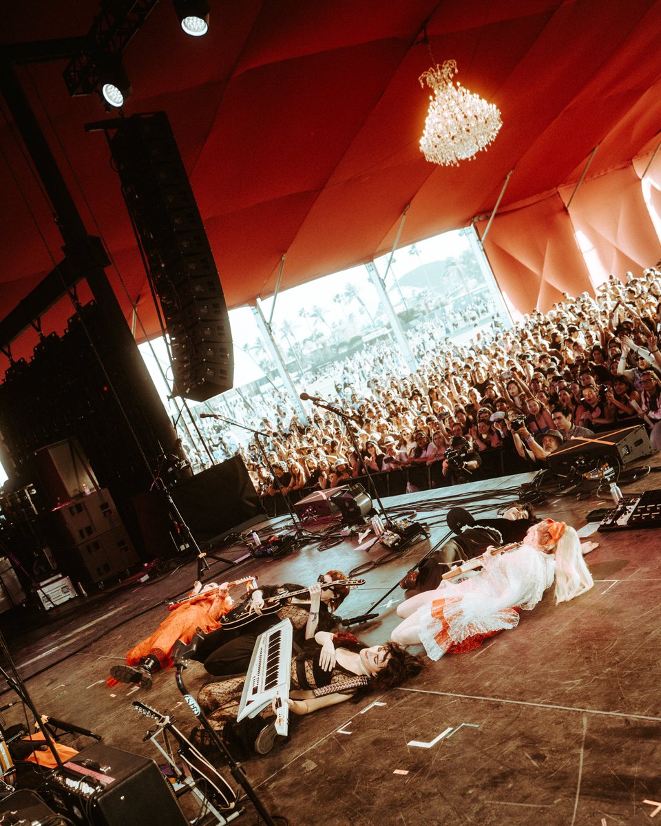 🏹@coachella, we miss you, we miss the desert, we miss your faces and your voices and the sun and wahhhh we wanna go back!! shoutout to the red head icon in the audience, we loved your electrifying energy xx