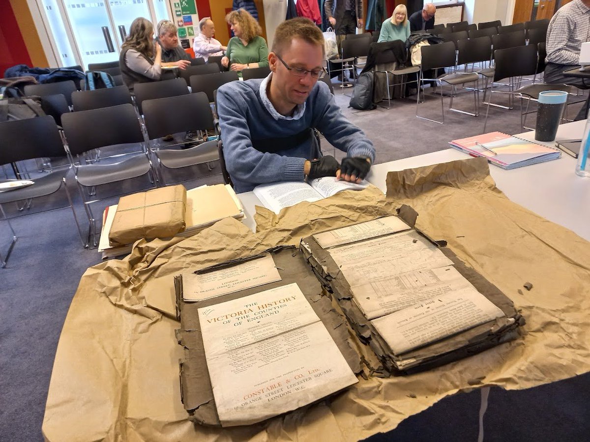 VCH then & now! Author @boorman_francis turns the pages of the very latest #VCH publication at our #VCHDay yesterday, sitting next to a collection of early materials from the VCH archive. Buy your copy of St George Hanover Square / sign up for the launch: history.ac.uk/events/book-la…