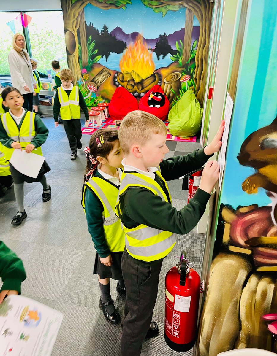 Luckily the days of being silent 🤫 in the library are long gone! Thank you Year 2 from St Mary’s for bringing the enthusiasm, questions and smiles to the library on their visit. This little team were such good researchers they even taught our staff a fact or two! 😊📚 KL