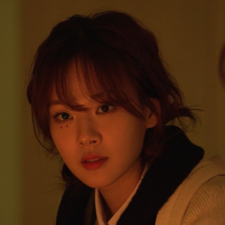 웃음이..