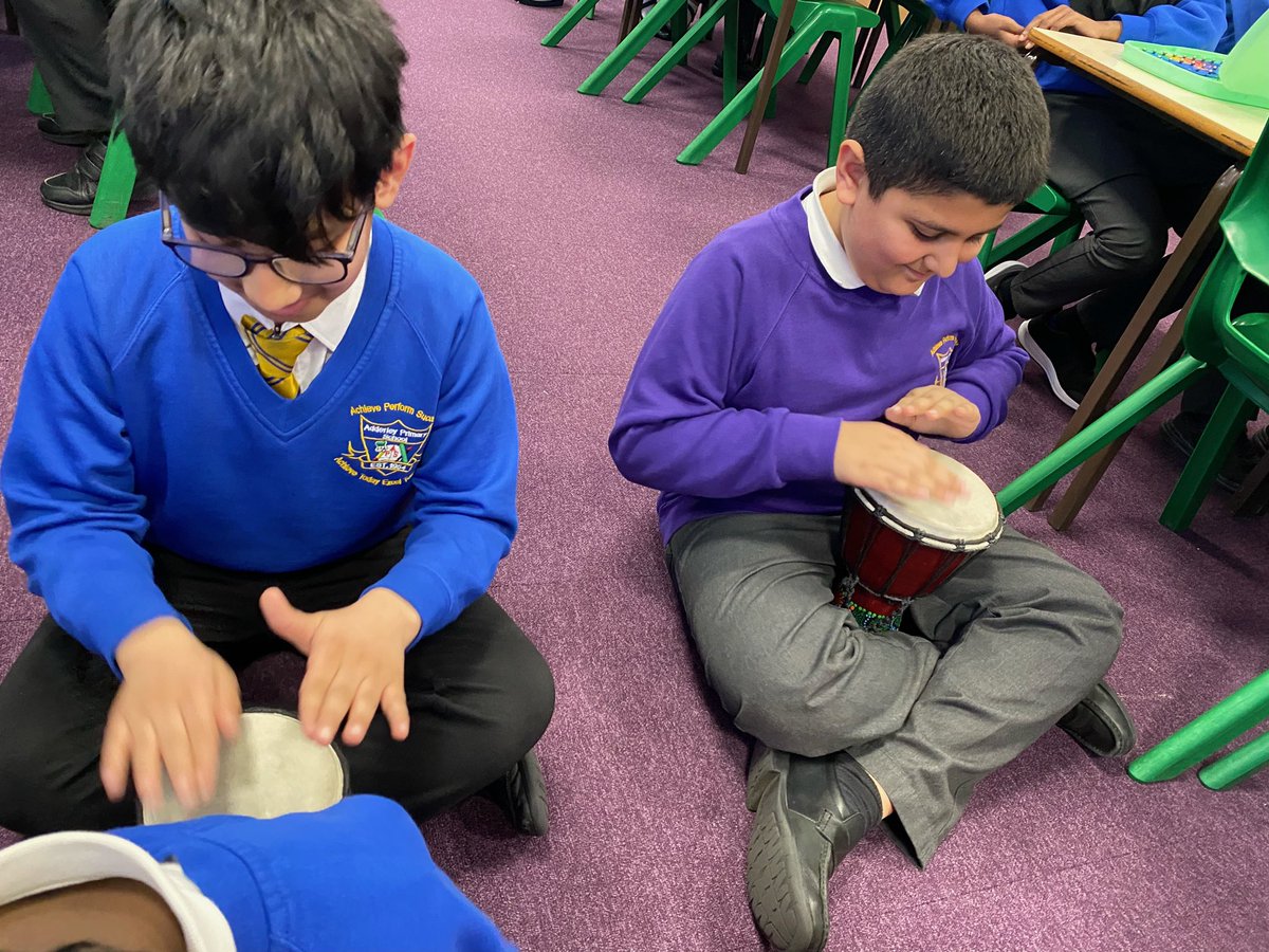 5S took part in performing their very own 'Shosholoza Show' as part of their music topic of 'South and West Africa Music'.  They have used drums to 'Drum their way to Africa!'. @kapowprimary @BirminghamEdu