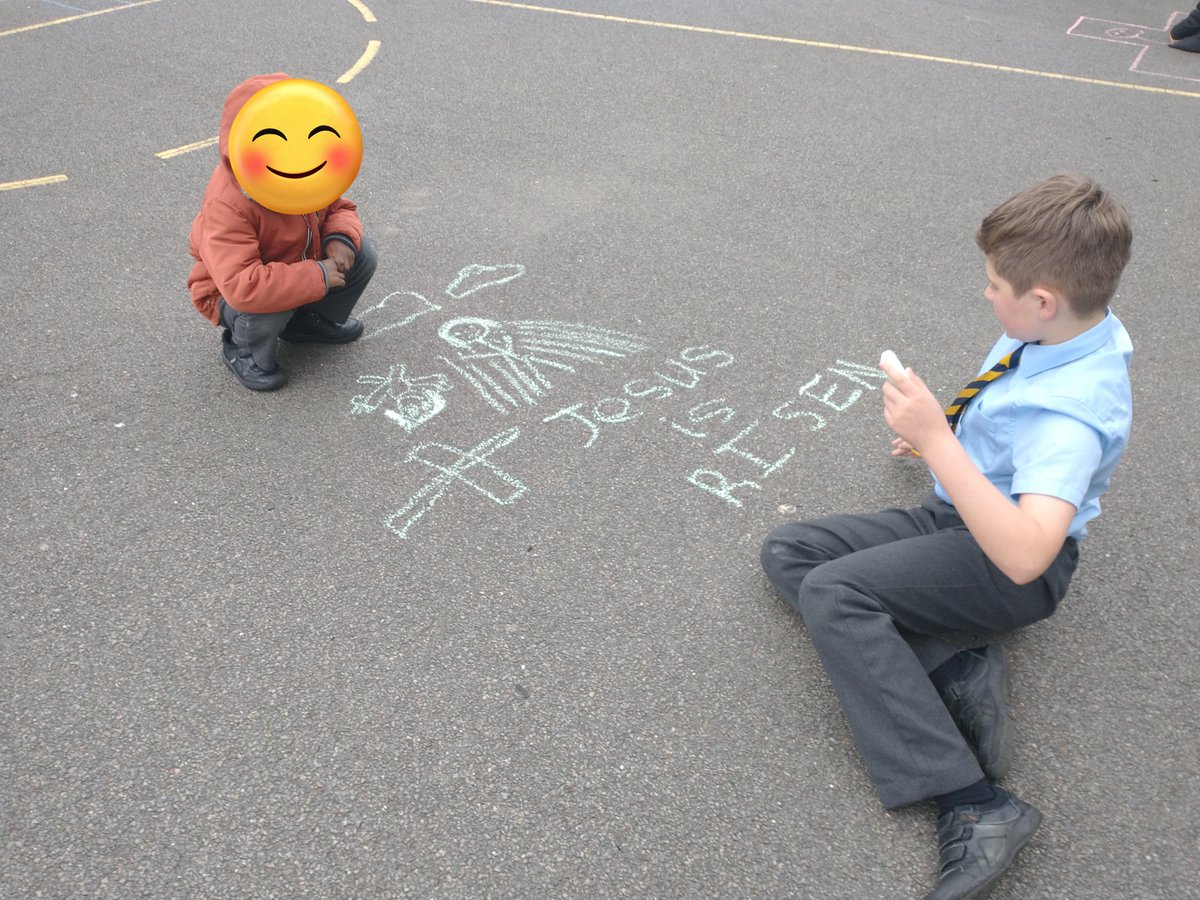 Class 6 and Reception were witnesses for Jesus by making messages on the playground for everyone to see.