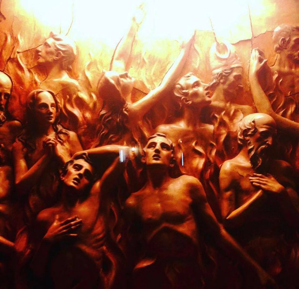 naughtymom101's tweet image. I hear the lost souls screaming
Fire roaring.
Heat.
Feel like fainting.
Not an option.
Excruciating pain
Hope forever vanished. Incinerated in the sulphurous flames.
Purgatory has no #chronos
Afterlife of the damned.
Devils laugh, as I realise my fate is eternity here.

#vss365