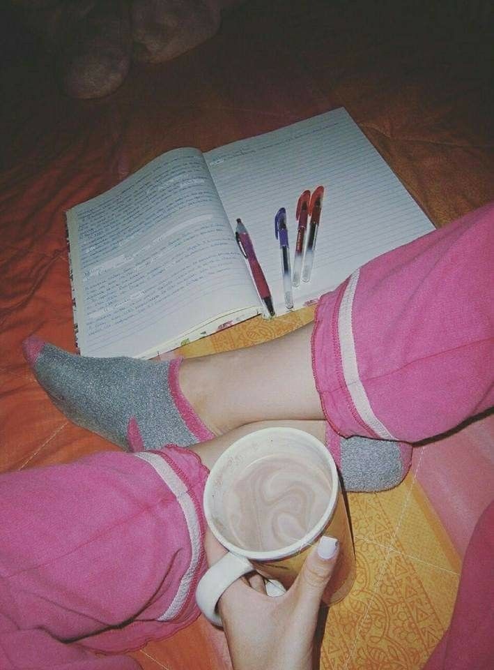 فَاتحہ اُن تمام آنکھوں پر، جو اِنتظار میں بچھائی جاتیں ہیں-“🦋💔