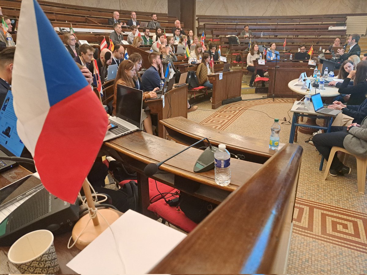 C'est parti pour l'Assemblée générale des <a href="/ejdpwg/">EJD</a> dans la plus vieille faculté de médecine du monde et sous le regard d'Hippocrate !
Mobilités et échanges des jeunes médecins européens 

Pour une Europe de la santé !

<a href="/montpellier_/">Ville de Montpellier</a> <a href="/ejdpwg/">EJD</a>