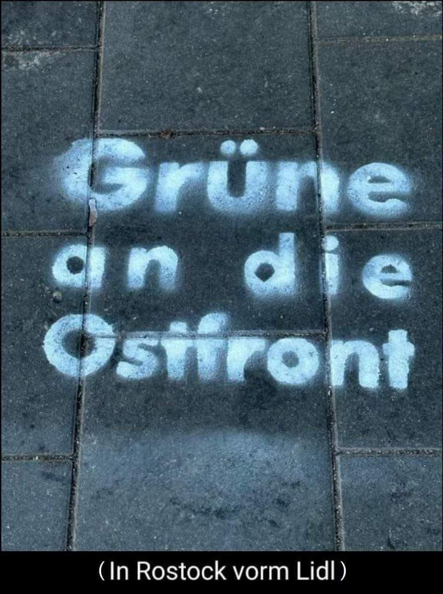 @frei_geist_ Die wurde nicht blockiert,es war ein Stau Unzufriedener! #GoeringEckardt hat doch gejubelt über die Klimaterroristen,die uns Autofahrer täglich nötigten.Diese Frau kann man nicht nötigen,nur ausbremsen in ihrem Grünen Ökowahn!Kampf den Ökofaschos!
#GrünerausausdenParlamenten