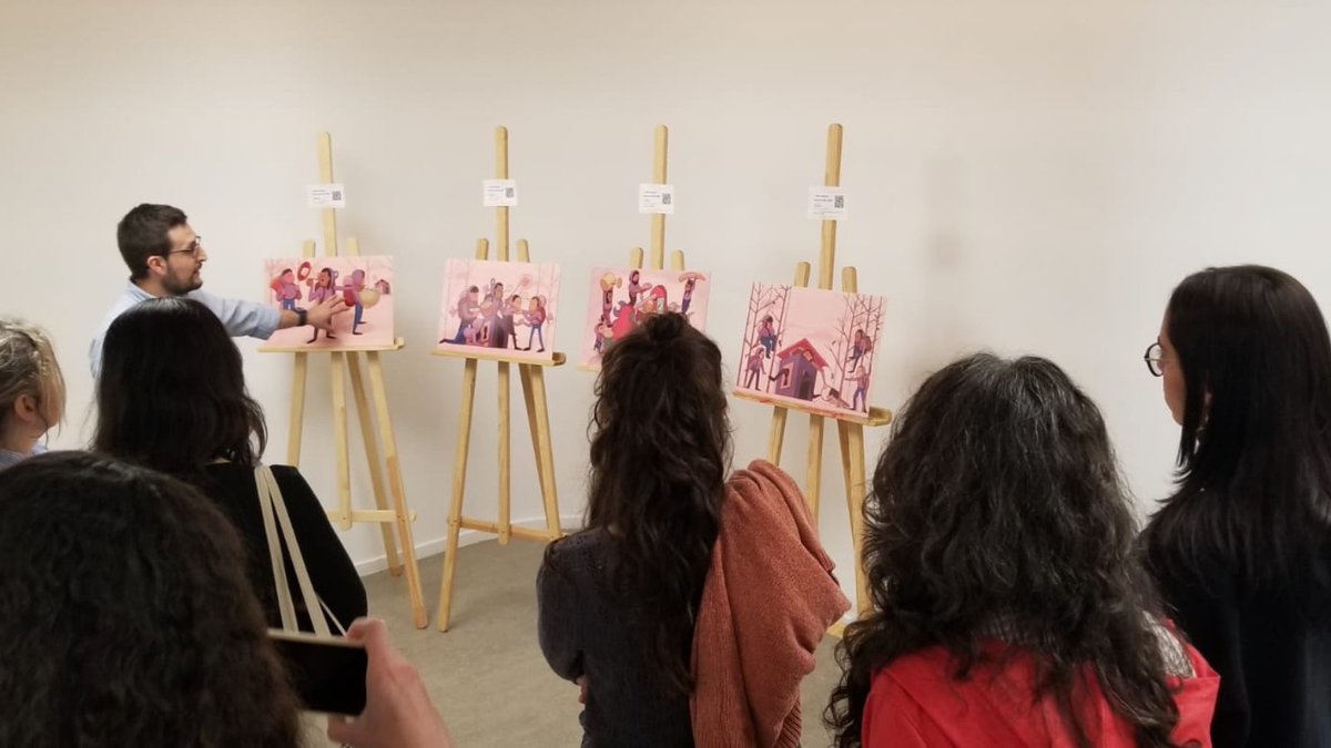 Fundación Aprender a Mirar (@aprendermirar) on Twitter photo 🔴 Ayer asistimos al acto para #SuperarElBullying de <a href="/PDABullying/">PDA Bullying</a>, donde el arte y la ilustración fueron los protagonistas para frenar el #acosoescolar.
🗓️ Podéis visitar la exposición en <a href="/CasaPieraBCN/">Casa Piera</a> hasta el 14 de mayo.
#UnDiaMés #Ciberbullying #Bullying 🔴 Ayer asistimos al acto para #SuperarElBullying de <a href="/PDABullying/">PDA Bullying</a>, donde el arte y la ilustración fueron los protagonistas para frenar el #acosoescolar.
🗓️ Podéis visitar la exposición en <a href="/CasaPieraBCN/">Casa Piera</a> hasta el 14 de mayo.
#UnDiaMés #Ciberbullying #Bullying