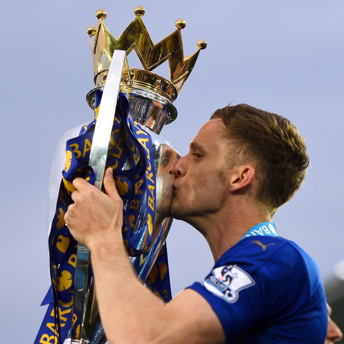 Congratulations to a legend 🙌

Andy King has announced his retirement today after an incredible career ⚽