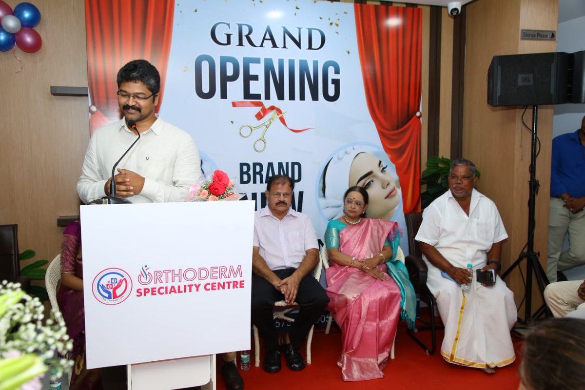 Thrilled to be part of the the grand opening of @Orthodermcentre as a Chief Guest along with the Founder and MD of Prashanth Hospitals !  Thank you for inviting me to be a part of the celebration. Wishing them all the best for continued success!
#nathanandassociates #kaviyanathan