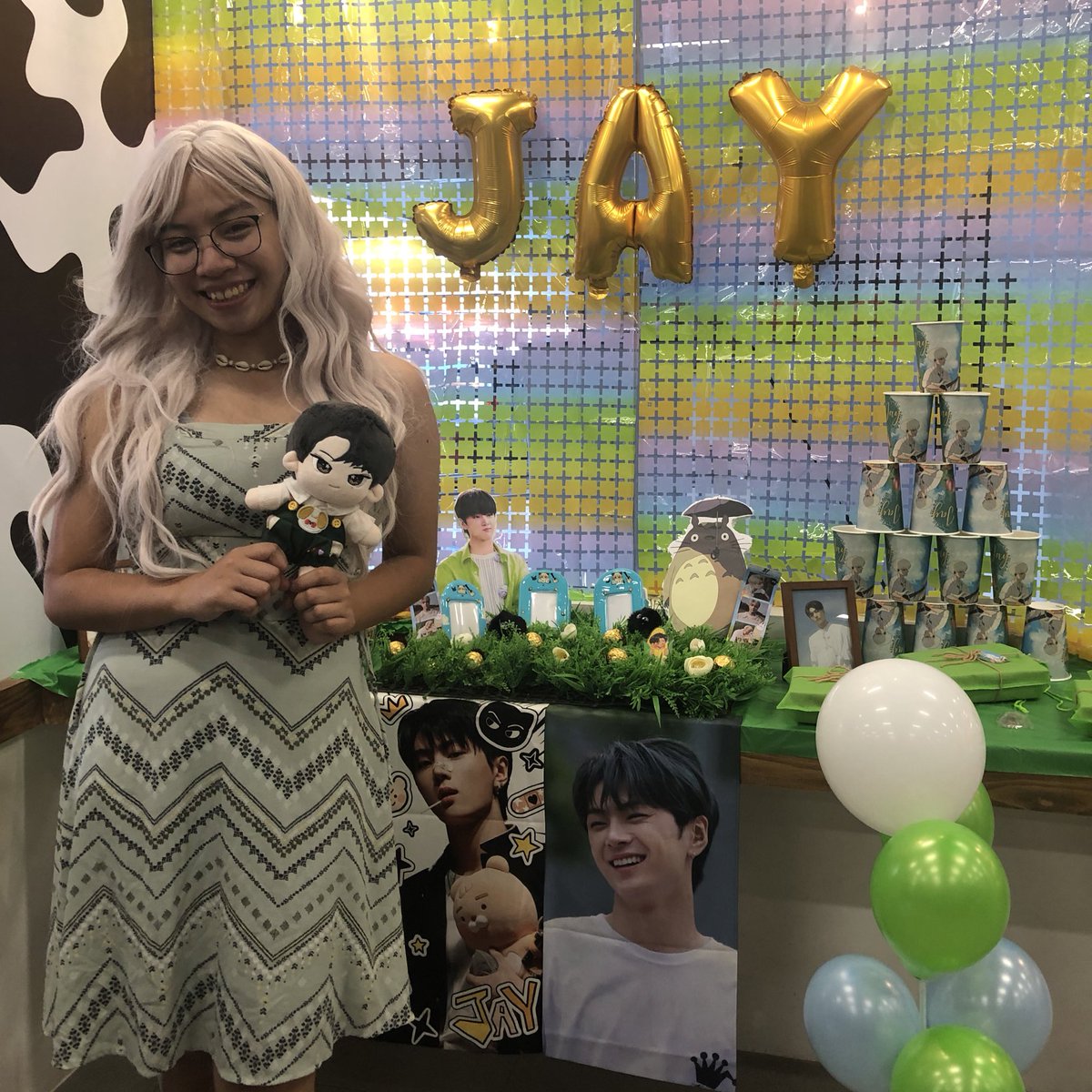 “My heart is stronger now that you are in it”

This took me weeks to post coz the event still brings me tears. Indeed, my warmest Jay you are loved, appreciated and seen 🥹💚

#JayInTheGHIBLIWorld @ENFAMEvents 
#ENFAMEvents #BlossomingSpringJAY