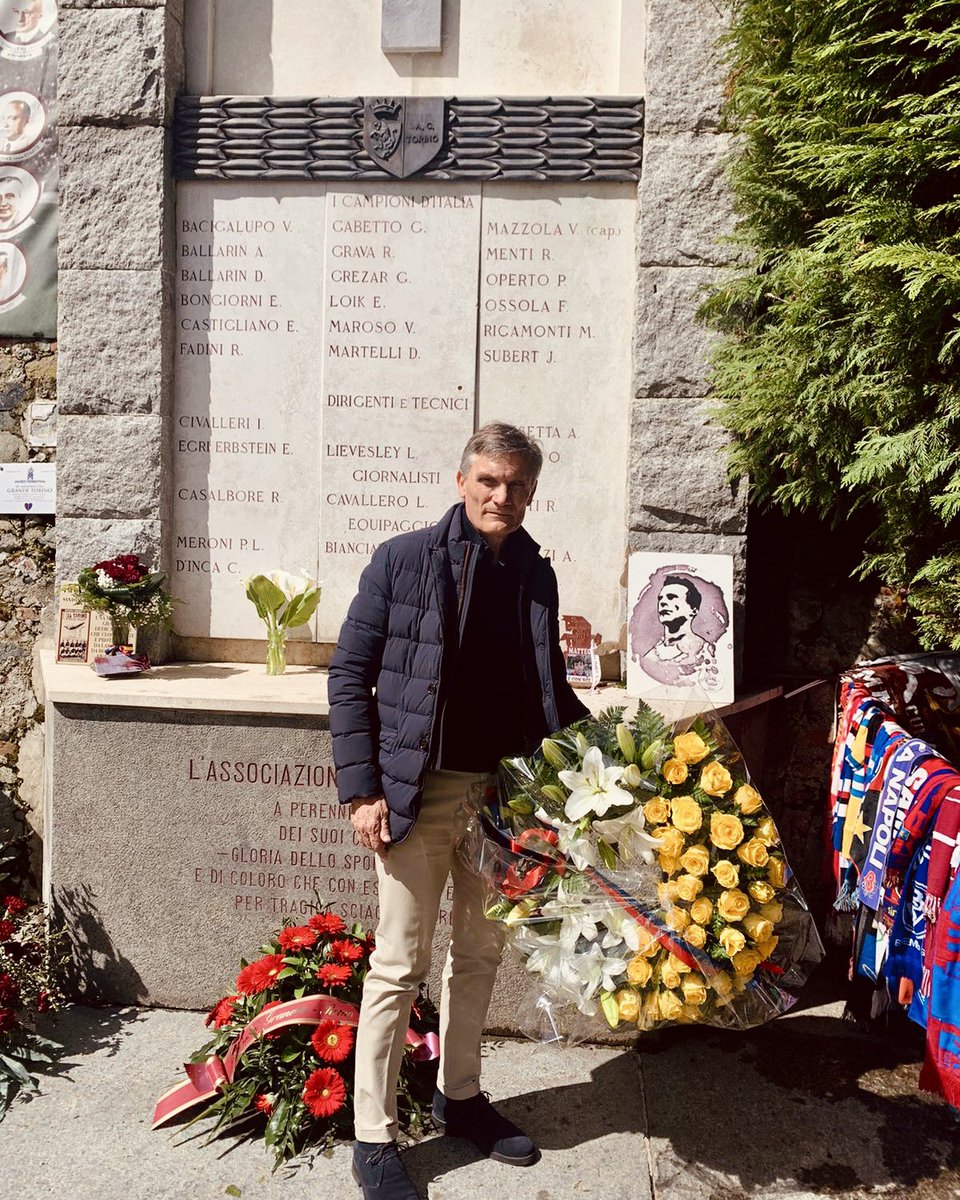 Sunday is the 75th anniversary of the Superga air disaster. Today, on the day of our game in Turin, Technical Director Giovanni Sartori laid a wreath on behalf of Bologna FC 1909 in memory of the Grande Torino team.