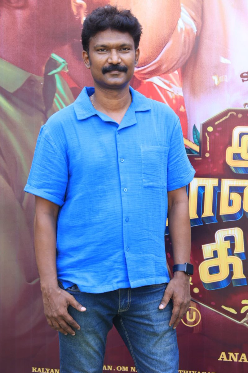 Lyricist @MuthamilRms arrives at the #IngaNaanThaanKingu Press Meet! #IngaNaanThaanKinguPressMeet #IngaNaanThaanKinguFromMay10 #GNAnbuchezhian @Sushmitaanbu @gopuramfilms @iamsanthanam @Priyalaya_ubd @dirnanand @immancomposer @Bala_actor @actorvivekpra #ThambiRamaiah