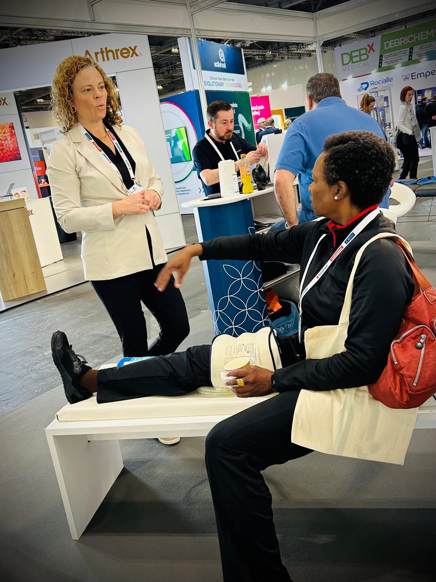 Huntleighdiag's tweet image. Another busy day at @EWMAwound, with @kimberly_rozman in full flow (no pun intended) demonstrating the #WoundExpress

#EWMA2024
