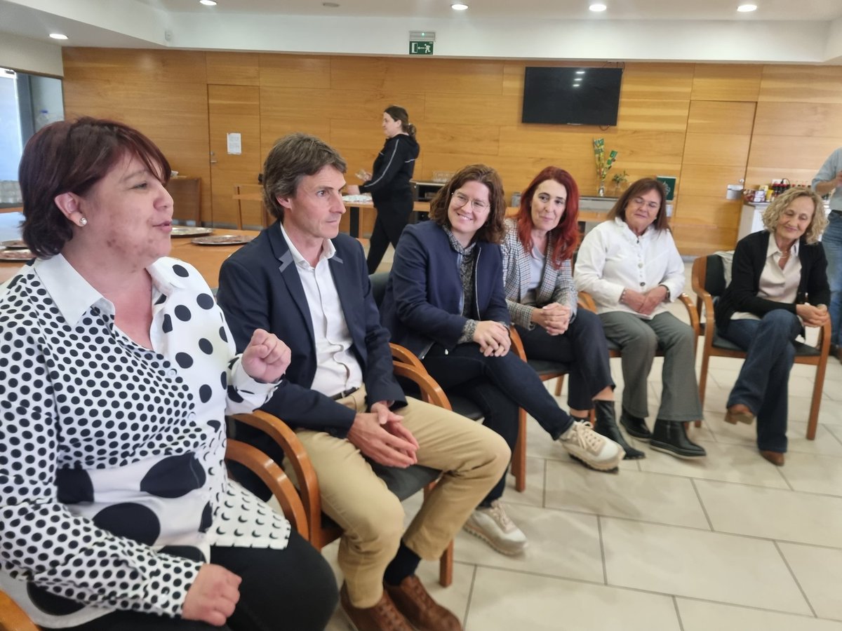 🗳 El cap de llista del #12M per #Girona, @vadorverges, comença el vuitè dia de campanya a Bonmatí, a la Selva 👥️️ Acompanyat de les candidates @SniaMartnezJuli, @MoniRabassa, @tgarciarecasens, @mrosavila2015 i de l'alcaldessa, Elena Ribas, s'ha reunit amb veïns del municipi
