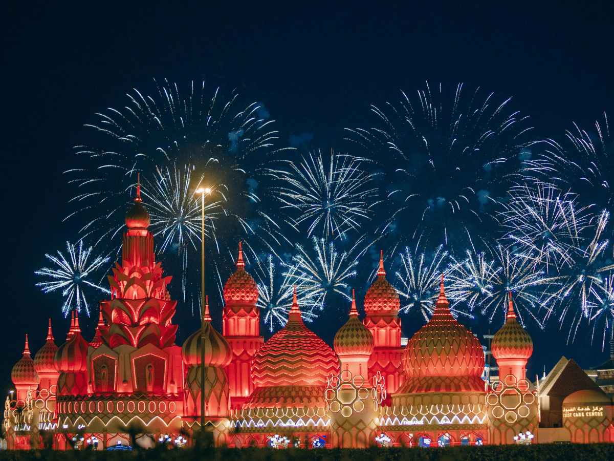 تايم أوت دبي tweet media